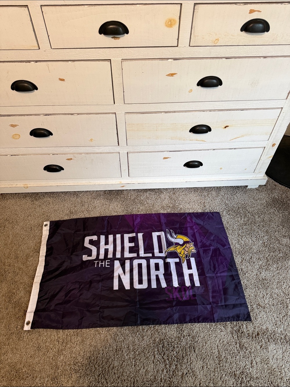 Minnesota Vikings "Shield the North" Purple Team Flag